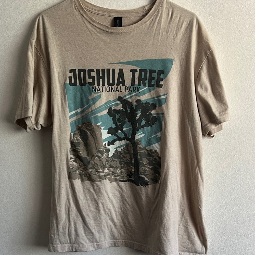 Joshua Tree National Park Graphic T-Shirt - Tan